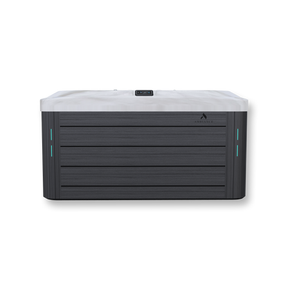 Canadian-made hot tub Thermēa M615, designed for year-round comfort