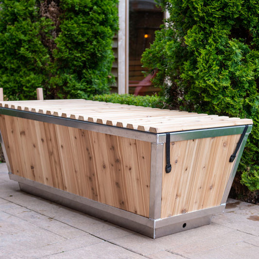 “Round Polar Plunge tub top view, ideal for cold therapy and recovery sessions